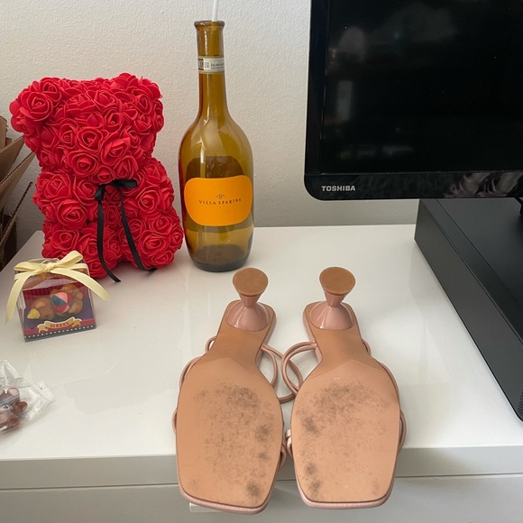 Zara Heeled Leather Square Toe Sandals - Picture 9 of 9